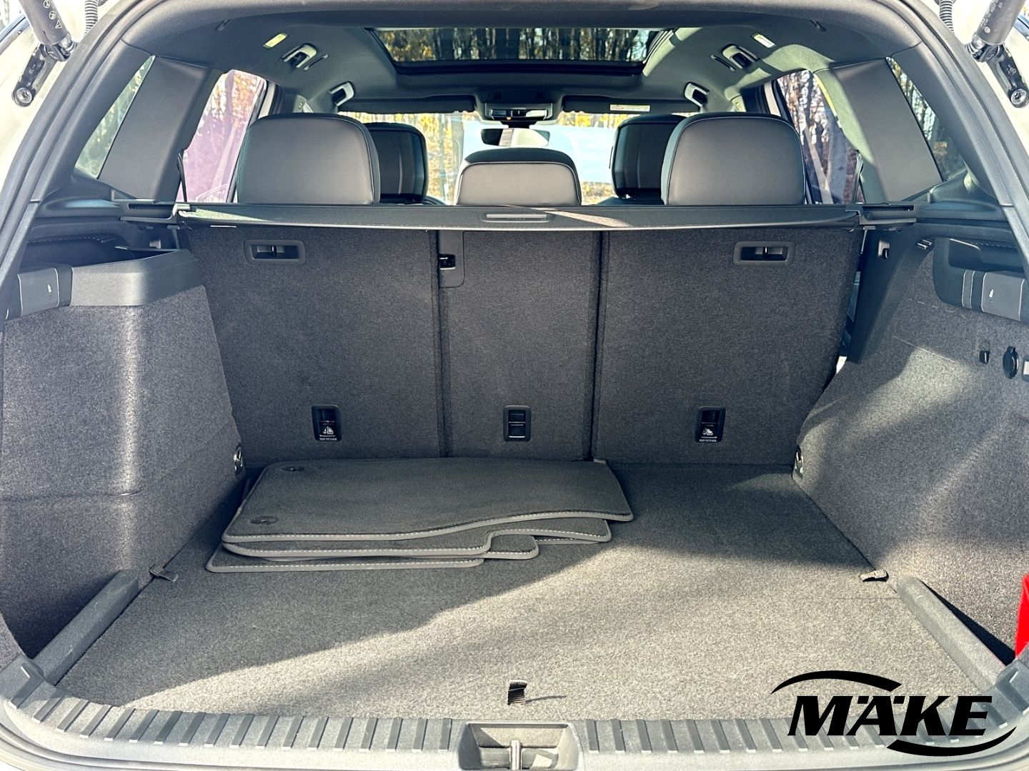 Tayron R-Line 1.5eHybrid DSG BLACK ST. AHZV IQ.L