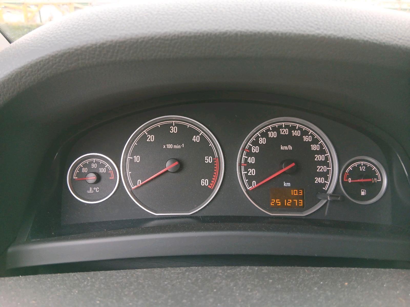 Opel Vectra 2006 — photo 11