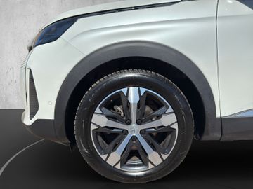 Peugeot 5008 Allure Pack 1.2 PureTech 130 +Navi+Kam.+SHZ