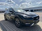 Infiniti Q30 2.2 d AWD Premium LEDER PANORAMA AHK - gebrauchte Infiniti SUV & Geländewagen