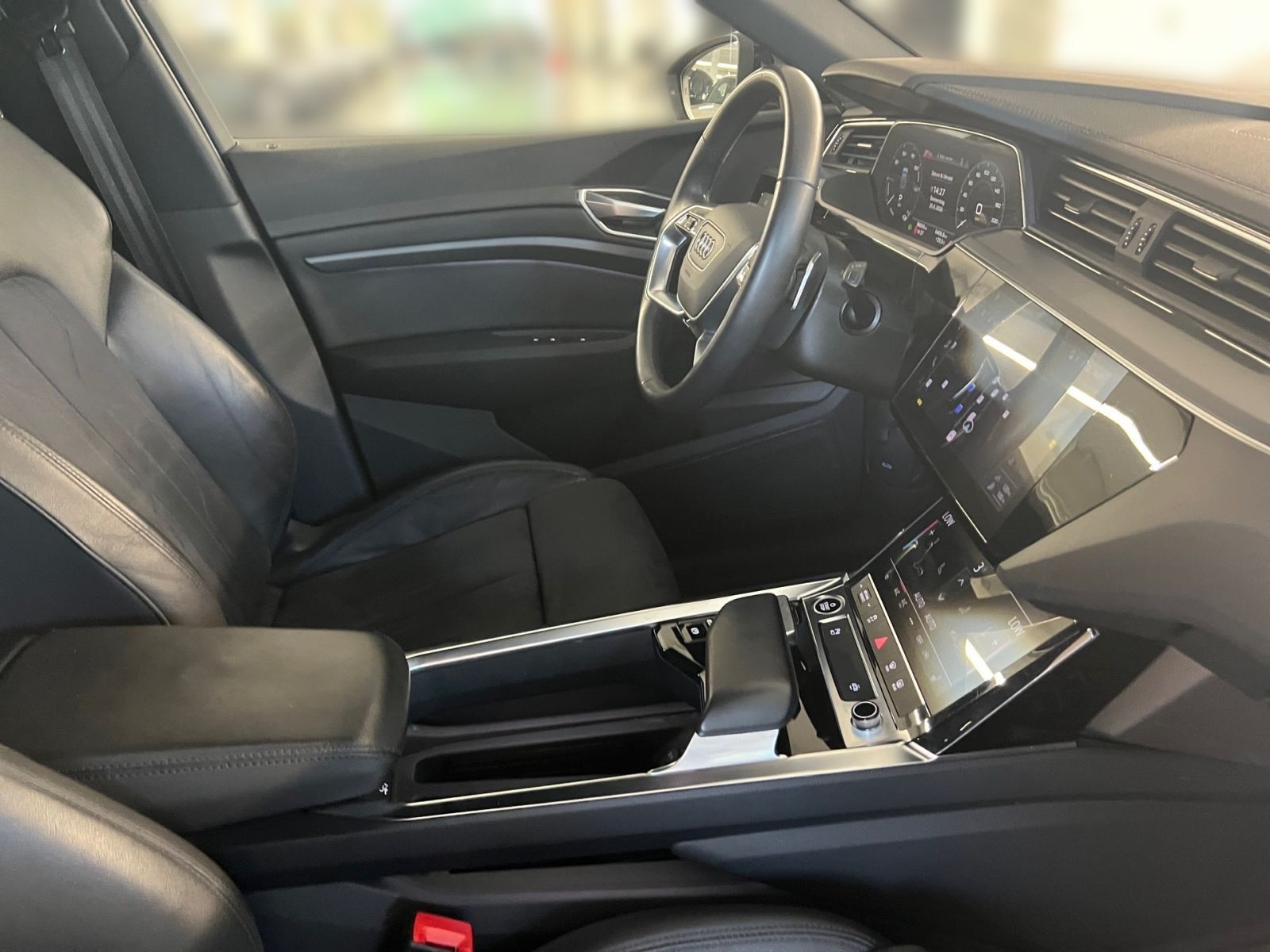 Audi e-tron - Bild 15