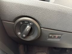 Fahrzeugabbildung Volkswagen T6 Multivan 150 PS DSG - AHK*NAV*SITZHZG*PDC!!!