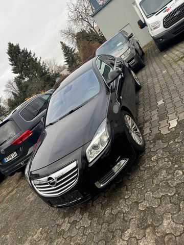 Opel insignia 2.0cdti automatik tuv10.2025