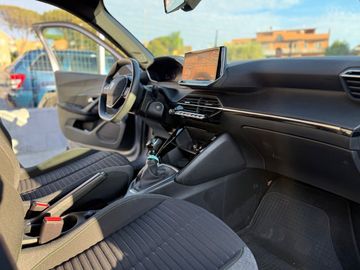 Peugeot 2008 - 10