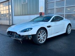 Aston Martin V8 Vantage 4.7l S CENTENARY EDITION 95/100 / B&O