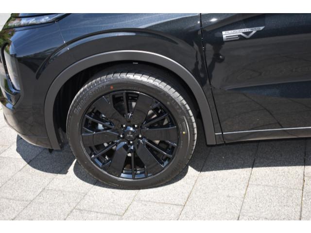 Mitsubishi Plug-In Hybrid Outlander 2.4 PHEV  Top Black
