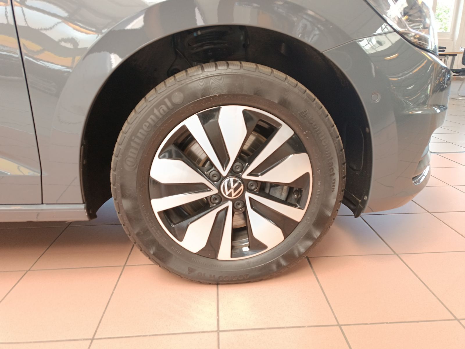 Volkswagen Touran - Bild 7