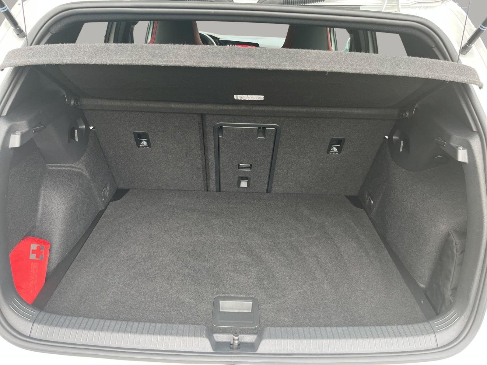 Volkswagen Golf GTI Clubsport 2.0 TSI 300PS 7-Gang DSG, миниатюра 16