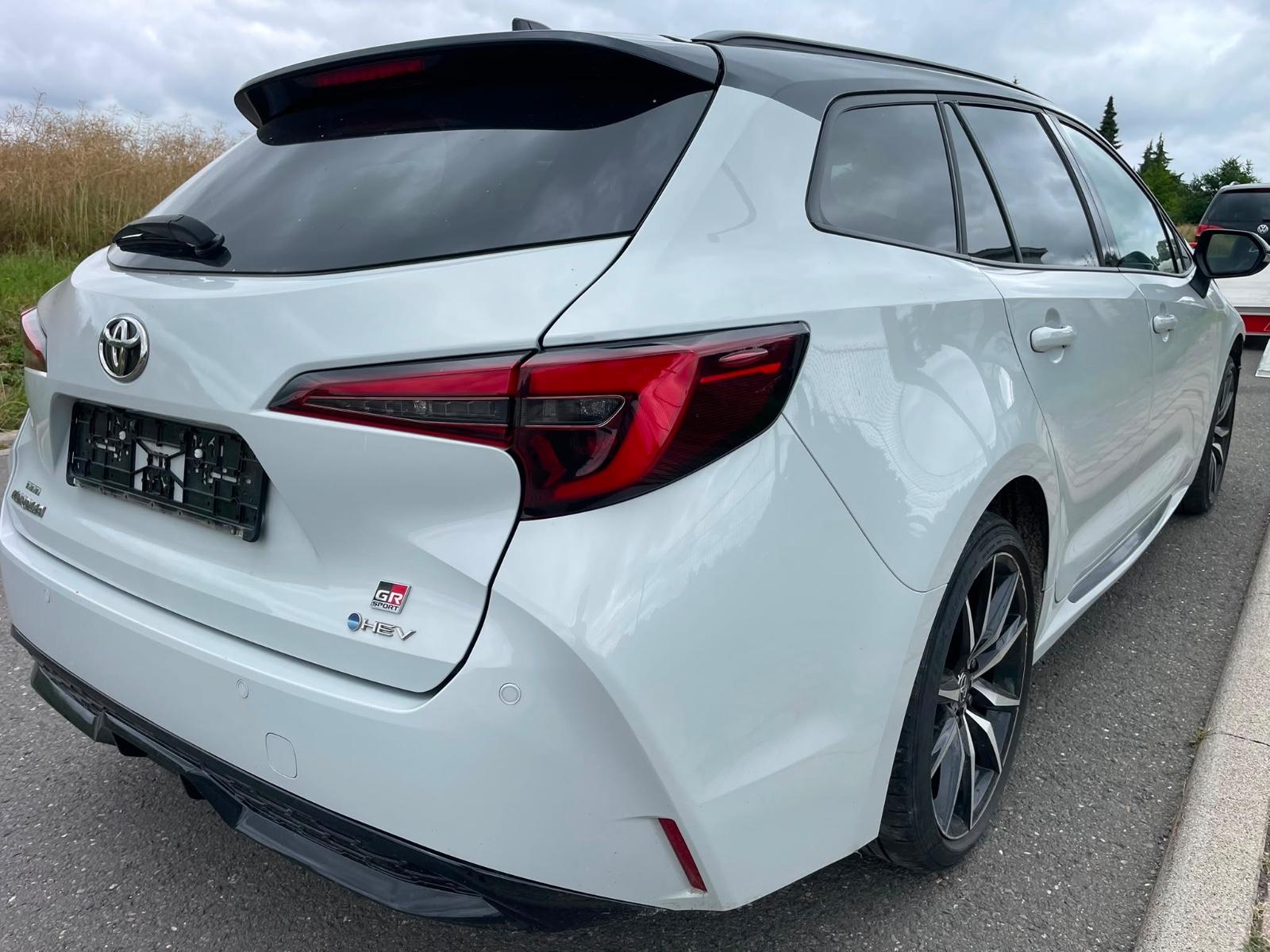 Toyota Corolla 2,0 Hybrid GR Sport Touring Sports