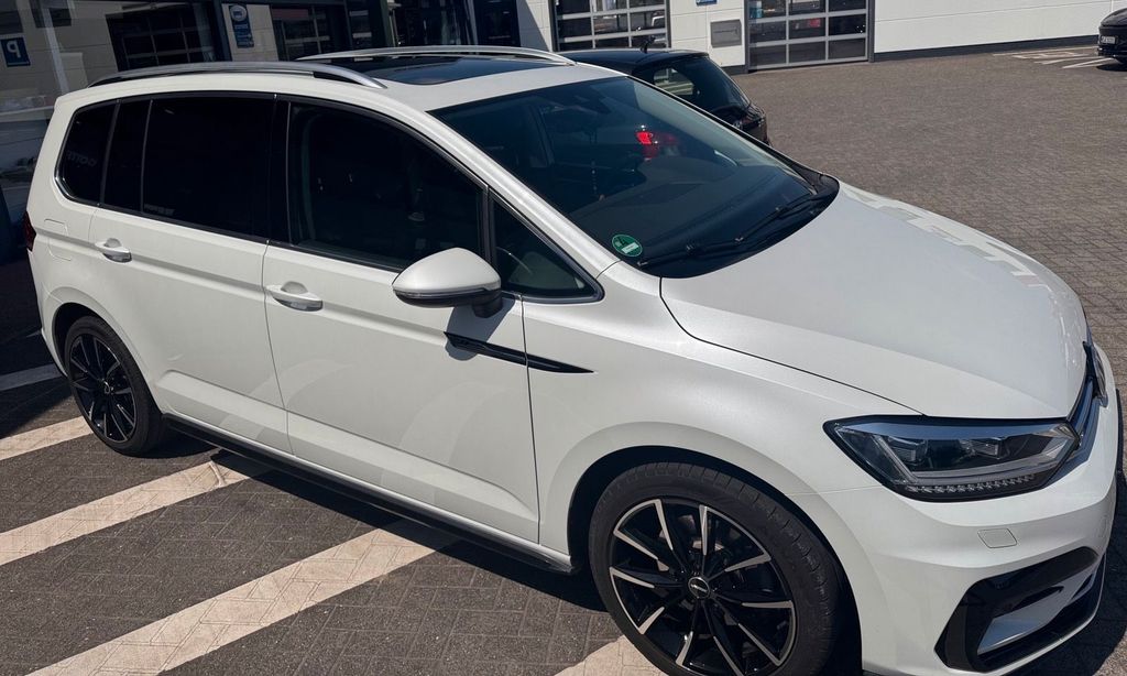 Image of Volkswagen Touran