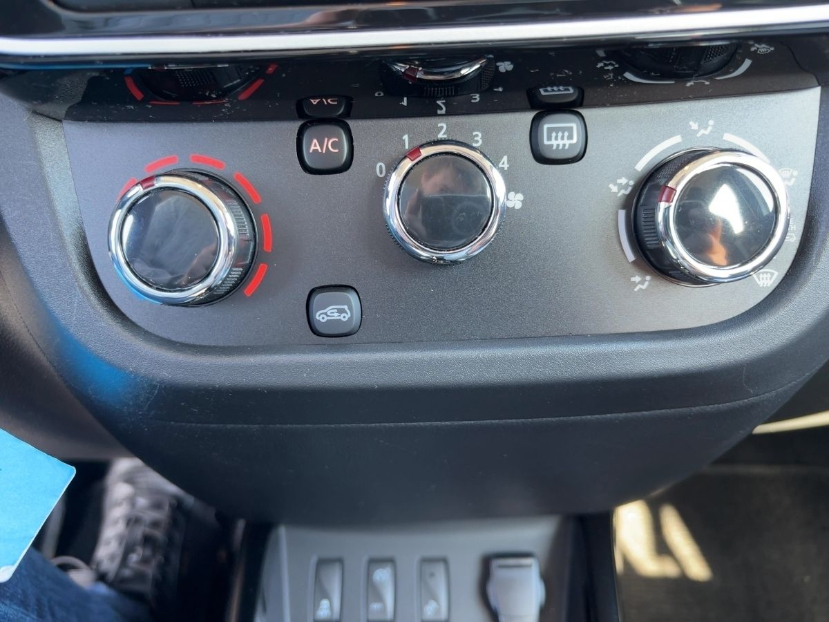 Fahrzeugabbildung Dacia Spring Essential 45 Klima Bluetooth