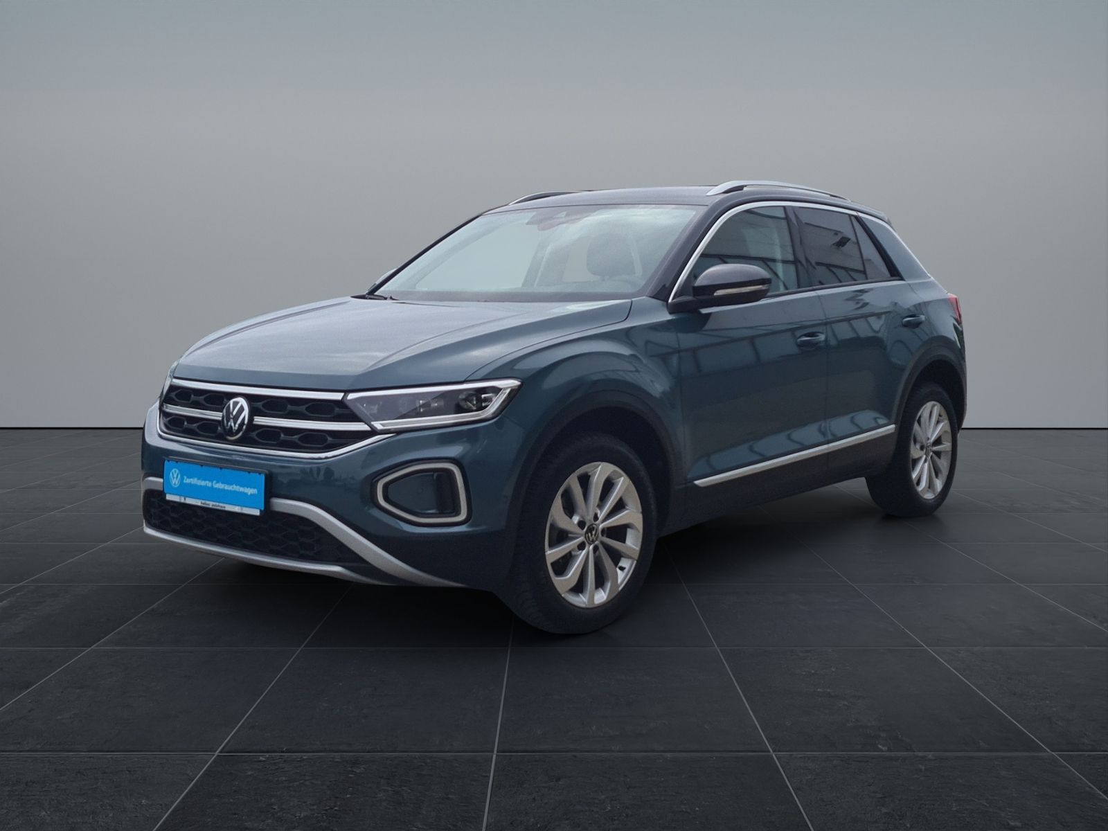 Volkswagen T-Roc 1.5 TSI DSG Style AHK LEDPLUS NAVI PDC SHZ foto 2