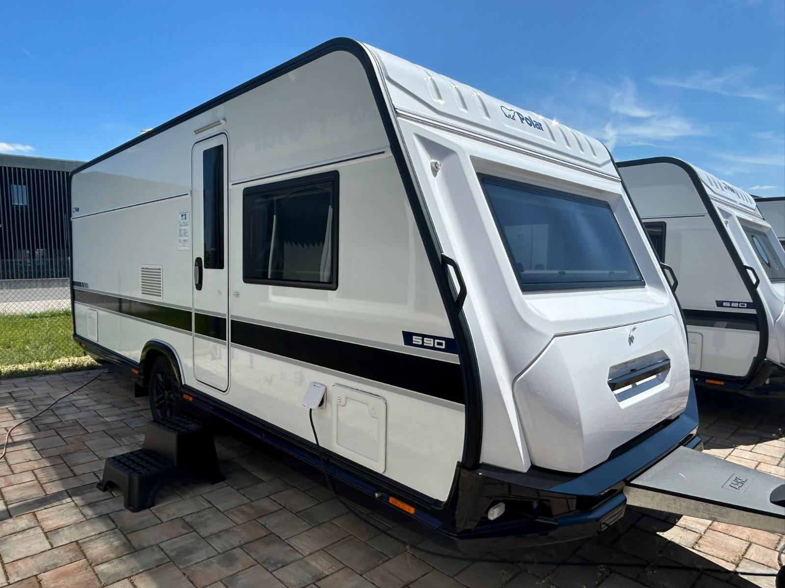Polar 590 FWA Black Edition-Dusche-Mover-Klima-ALDE-