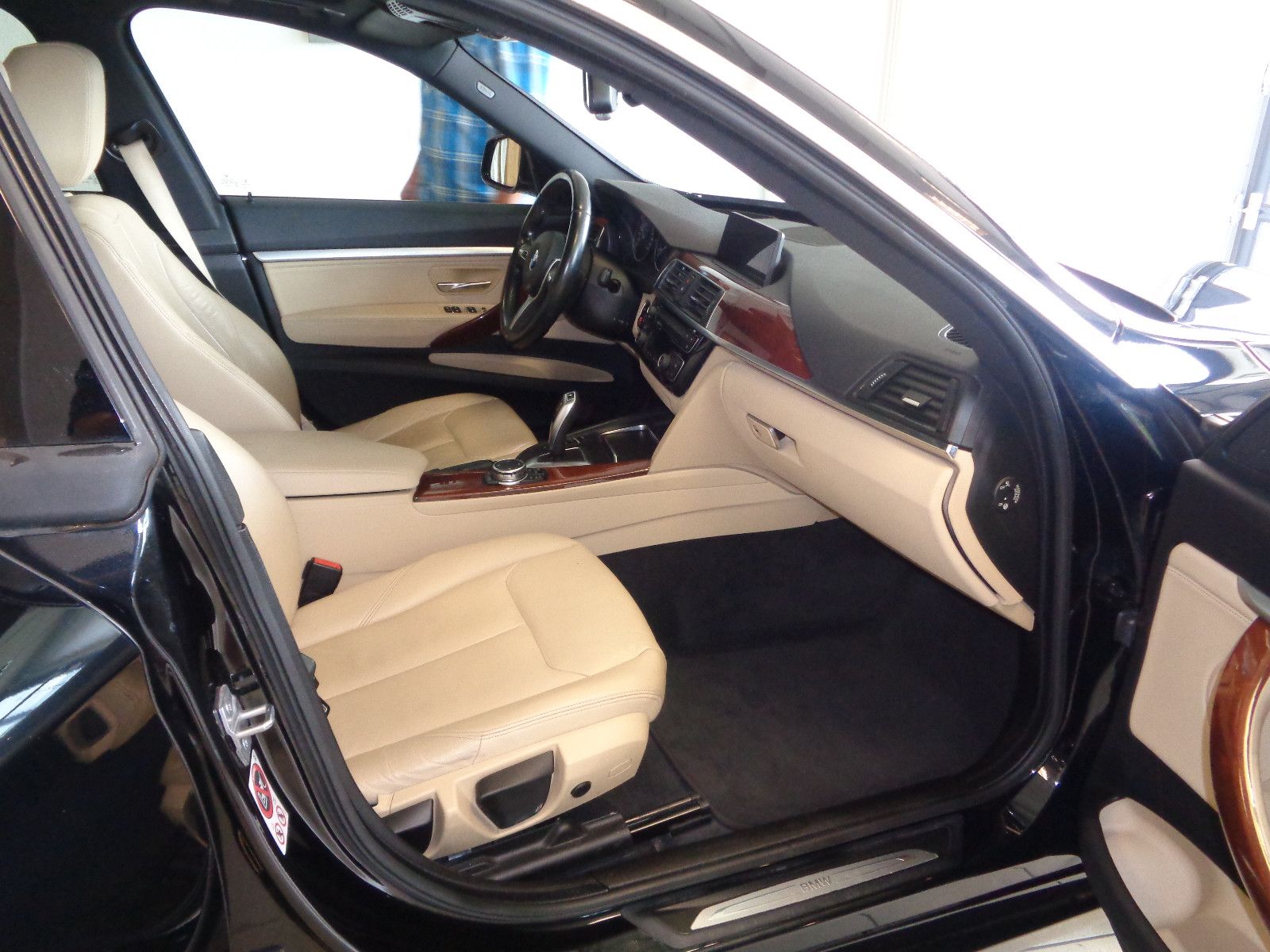 Fahrzeugabbildung BMW 330 Gran Turismo / LED / LEDER / KAMERA