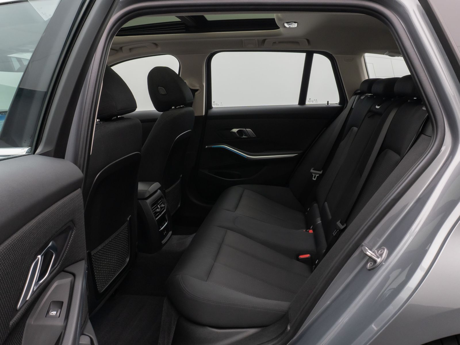Fahrzeugabbildung BMW 320d xD Panorma Kamera DAB Ad.LED Lenkradheizung
