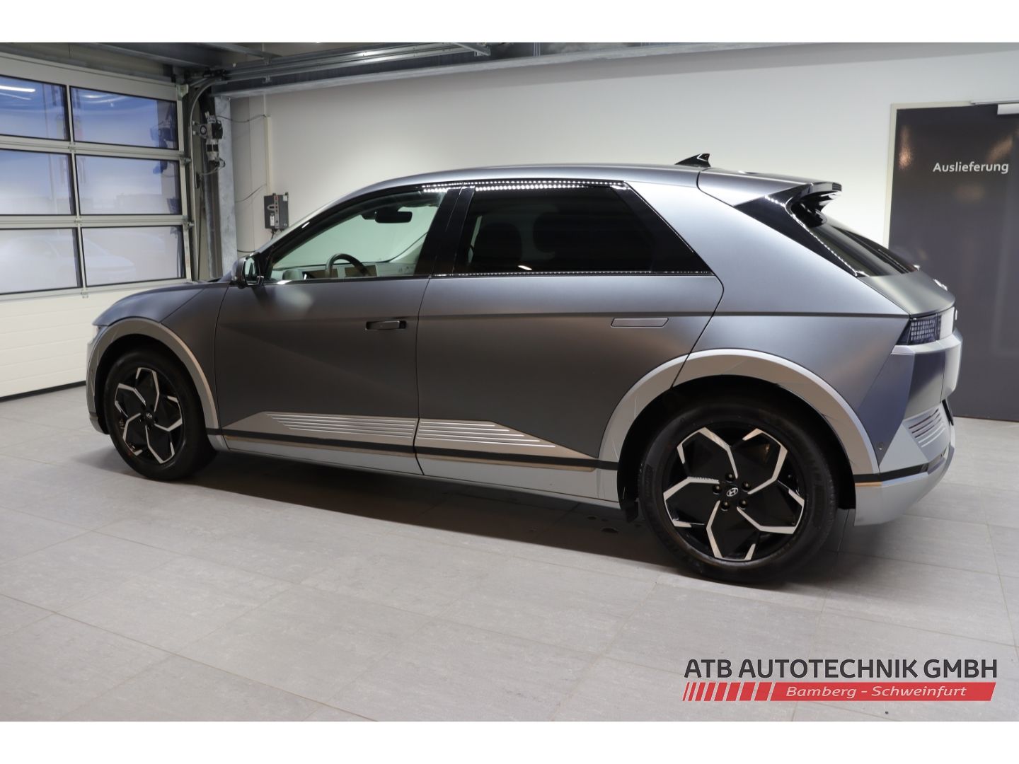 Fahrzeugabbildung Hyundai IONIQ 5 72,6 kWh UNIQ 98,2% SOH HUD El. Fondsitz