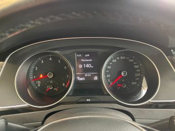 Volkswagen Passat Variant  *1.HAND*NAVI*APS*AHK*LED*SMARTL*