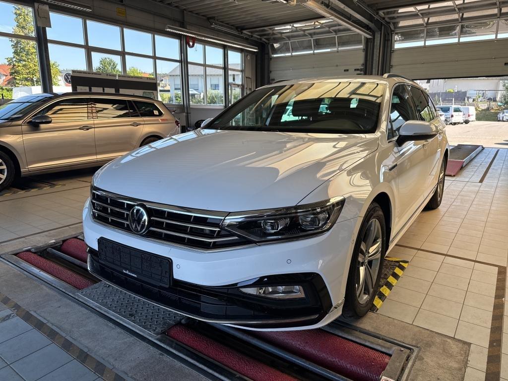 Volkswagen Passat Variant 2.0 TDI DSG R Line AHK Matrix LED