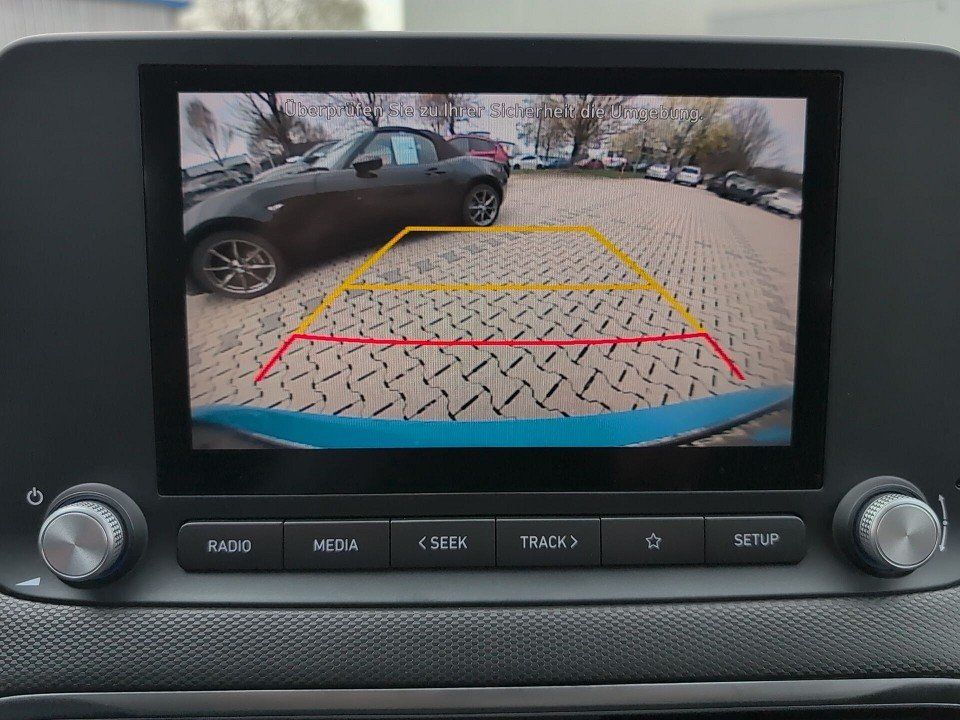 Fahrzeugabbildung Hyundai KONA ELEKTRO 39kWh GARANTIE-03.2031 1HD KAMERA++