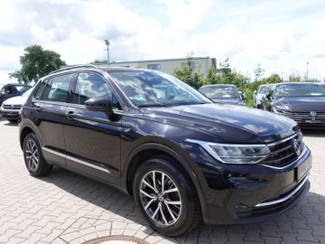 Volkswagen Tiguan - 3