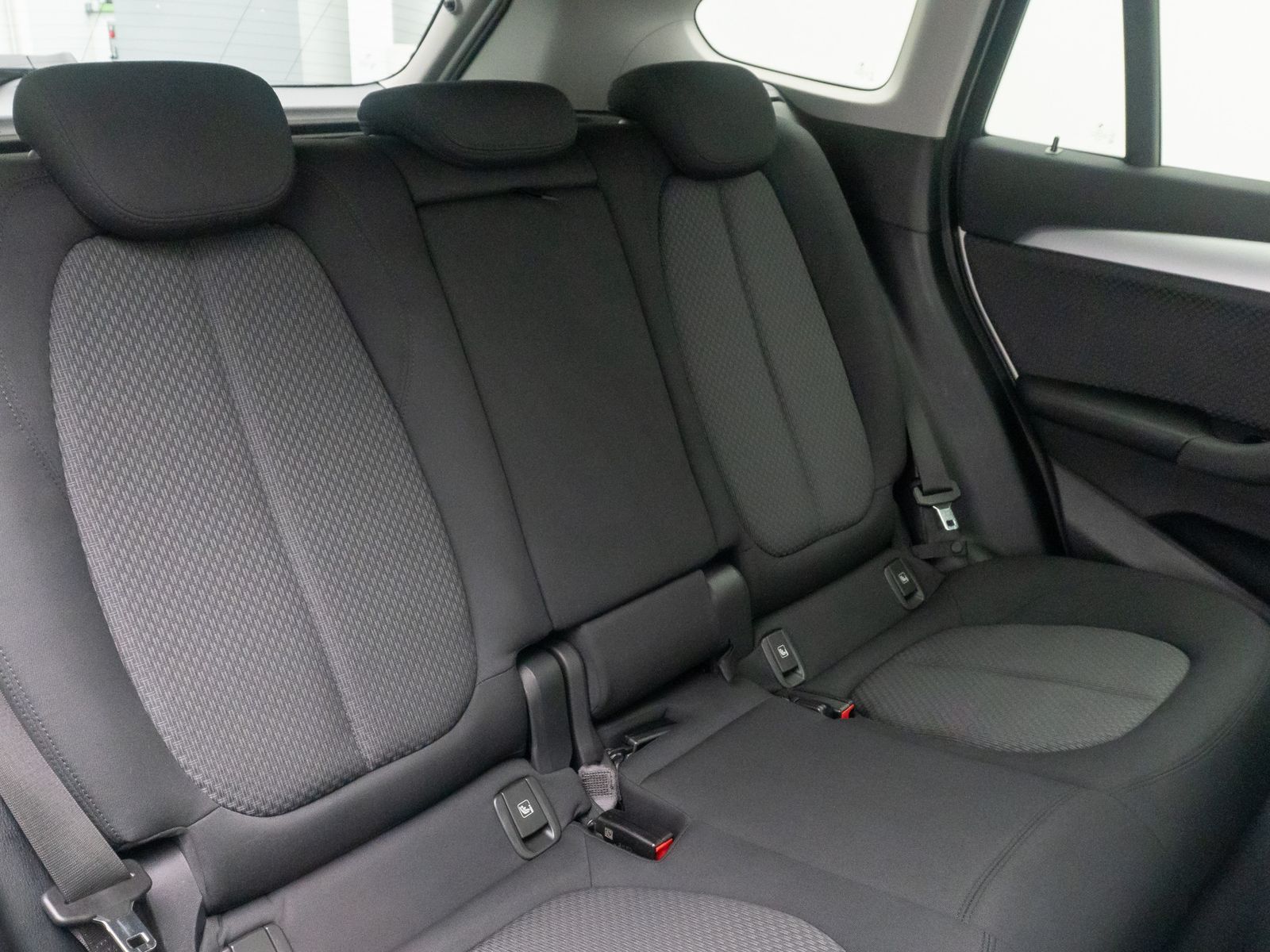Fahrzeugabbildung BMW X1 xD25e GeschwindigReg ParkAss DAB Komfort NAVI