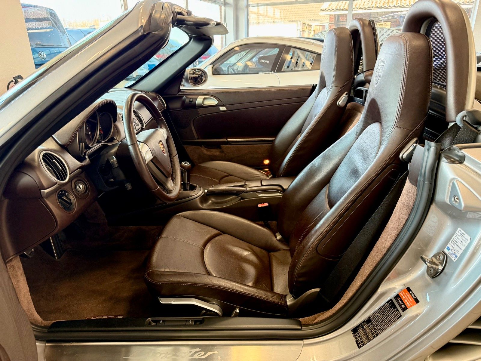 Fahrzeugabbildung Porsche Boxster Xenon/PCM-Navi/18Zoll/Vollleder/BRD