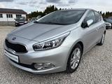 Kia Ceed 1.6 CRDi Spirit +KAMERA+GRA+PDC+ - Kia mit Diesel-Antrieb: Limousine, Schaltgetriebe
