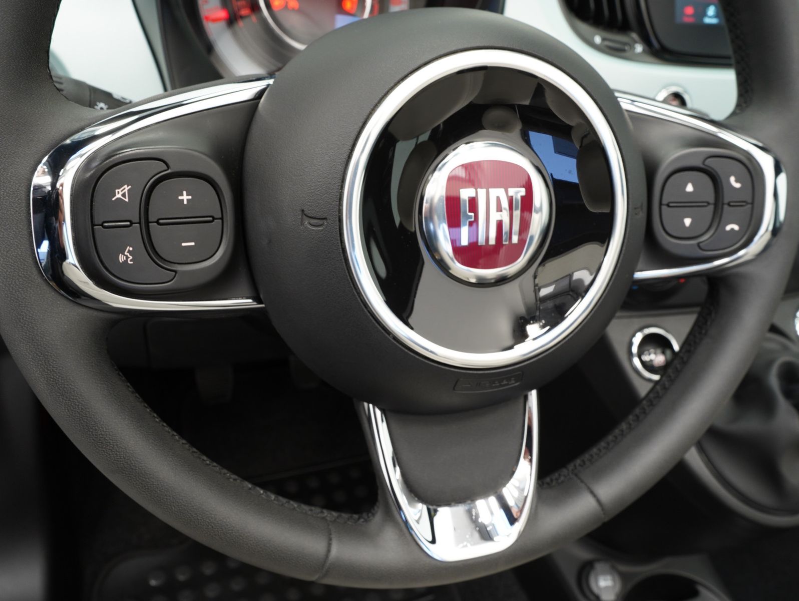 Fahrzeugabbildung Fiat 500C Dolcevita Cabrio
