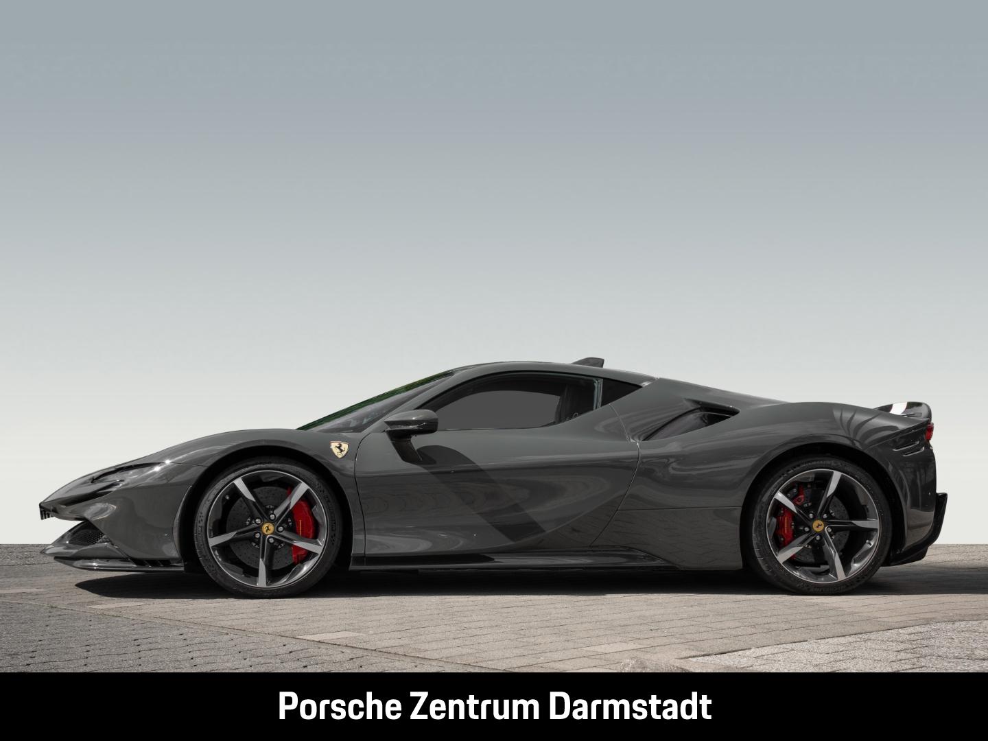Ferrari SF90 Stradale Asseto Fiorano NP:562.850€