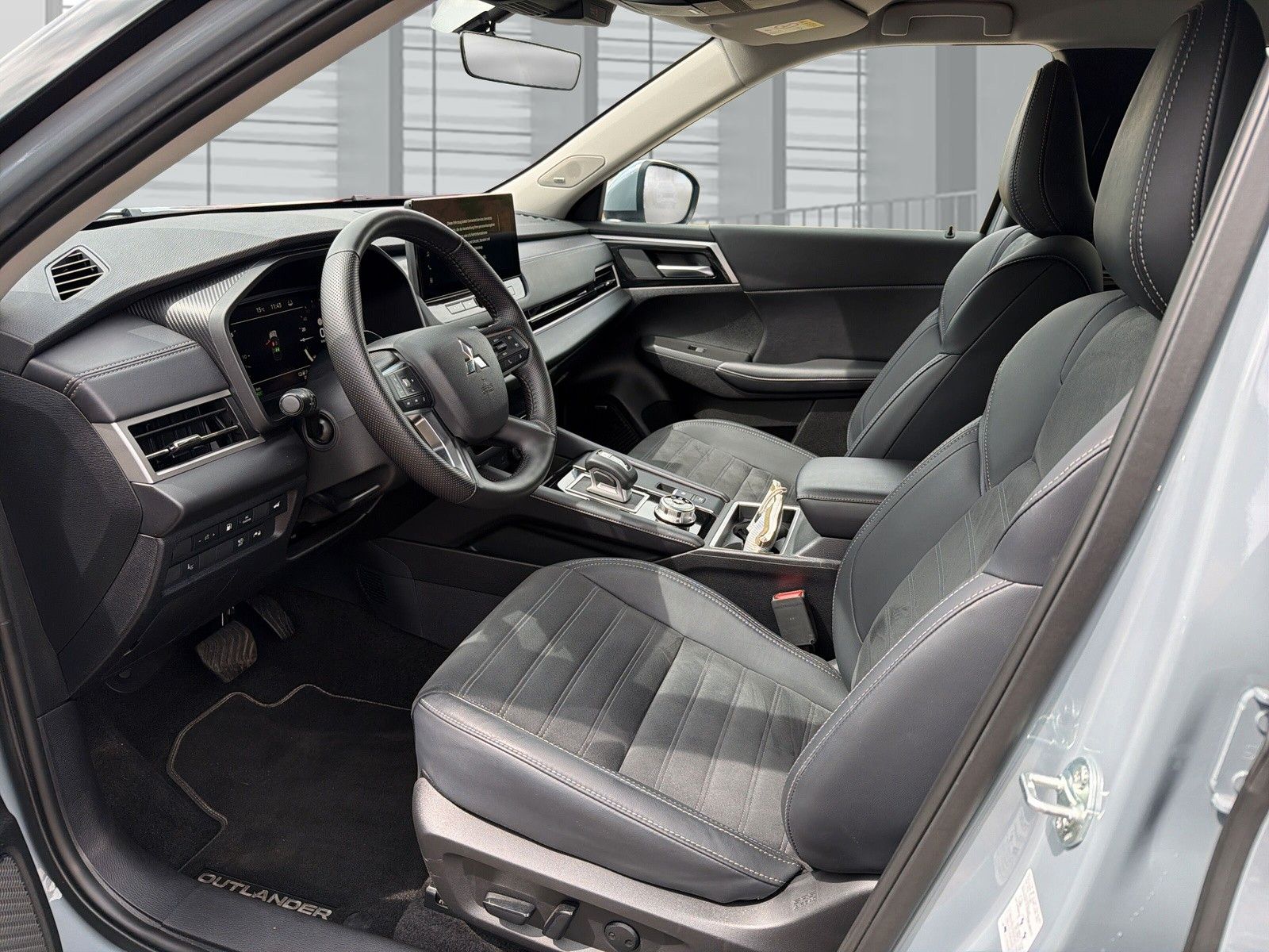 Mitsubishi Plug-in Hybrid Outlander - Bild 19