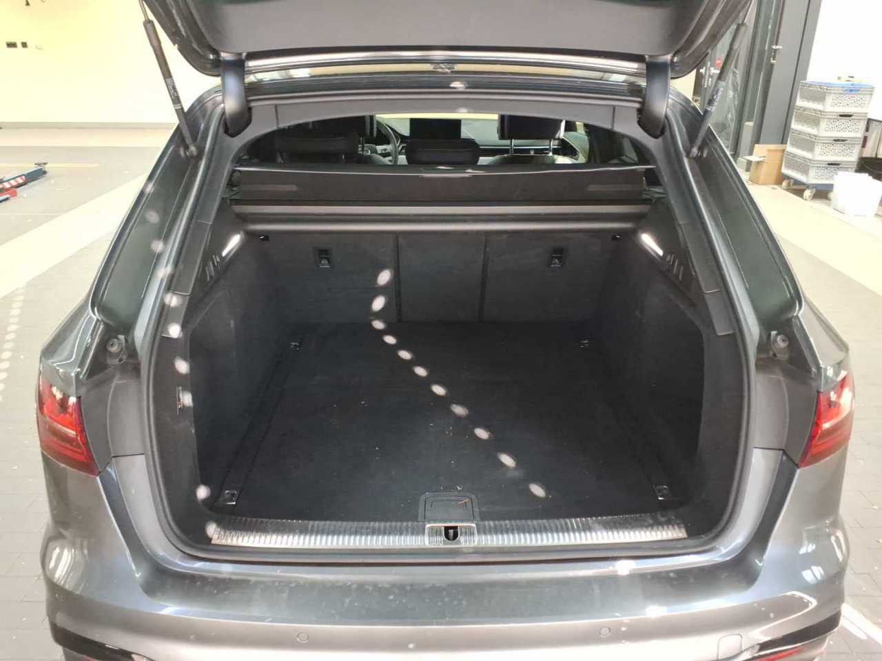 Audi A4 - Bild 10