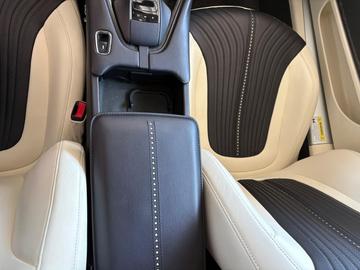 صورة مصغرة 42 لـ 2016 Aston Martin DB11