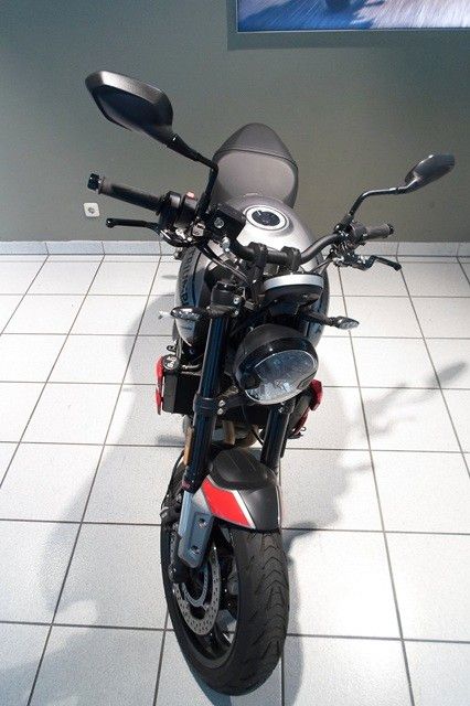 Fahrzeugabbildung Triumph Trident 660 nur 3778KM