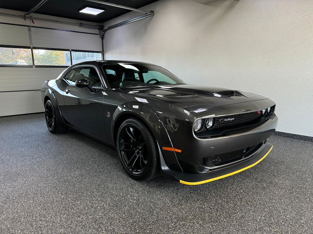 Dodge Challenger