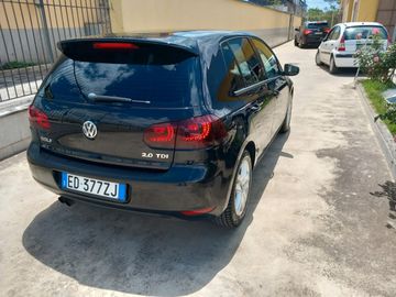 Volkswagen Golf - 3