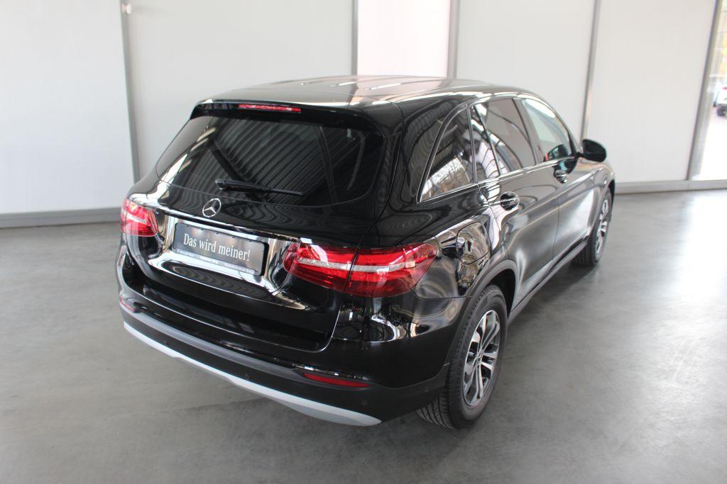 Mercedes-Benz GLC 220 d 4M AHK DISTRONIC LED Kamera COMAND SHZ