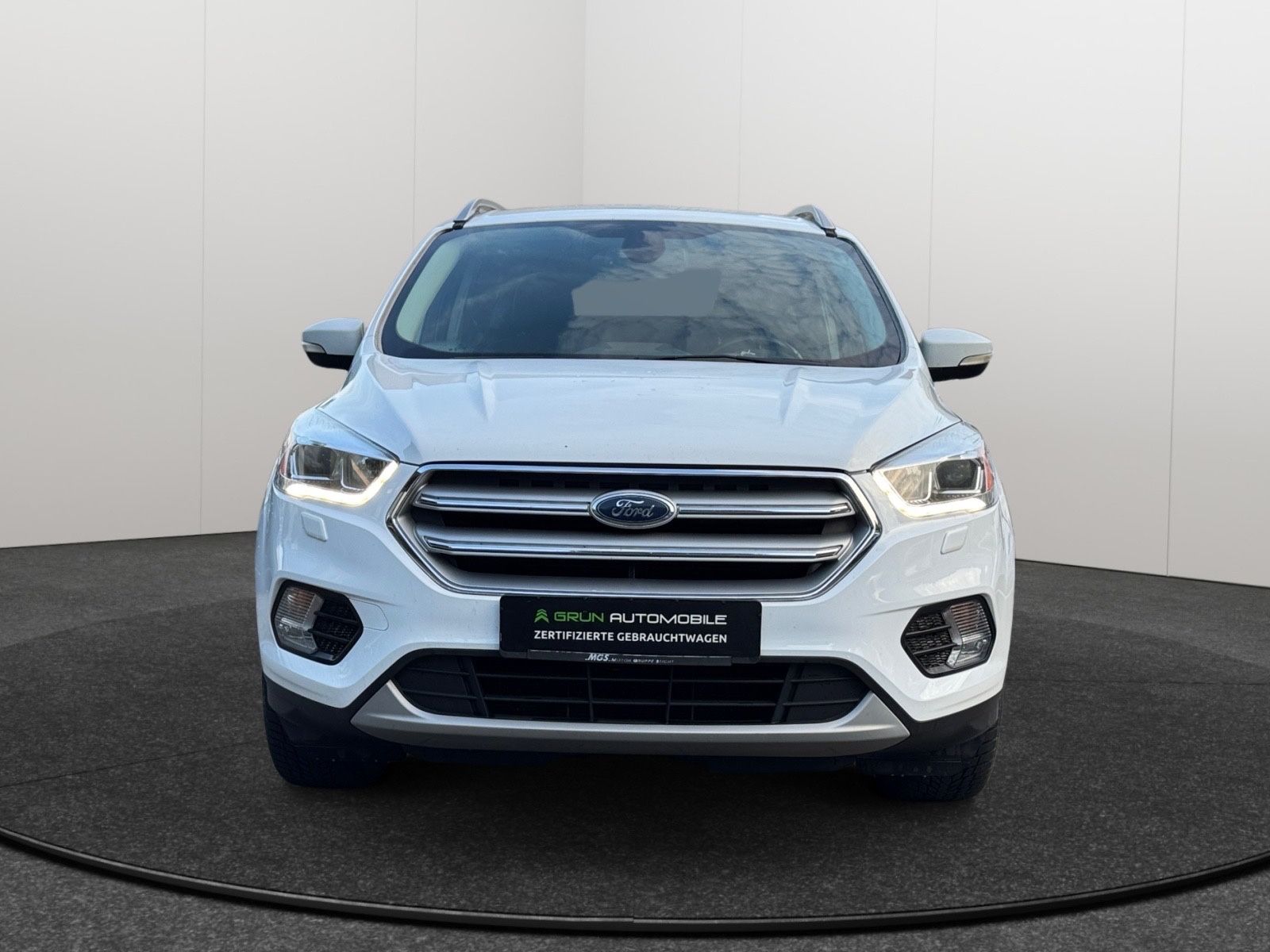 Fahrzeugabbildung Ford Kuga Titanium*LED*8Fach Alu*Kamera*Teilleder