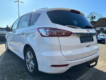 Ford S-MAX Titanium