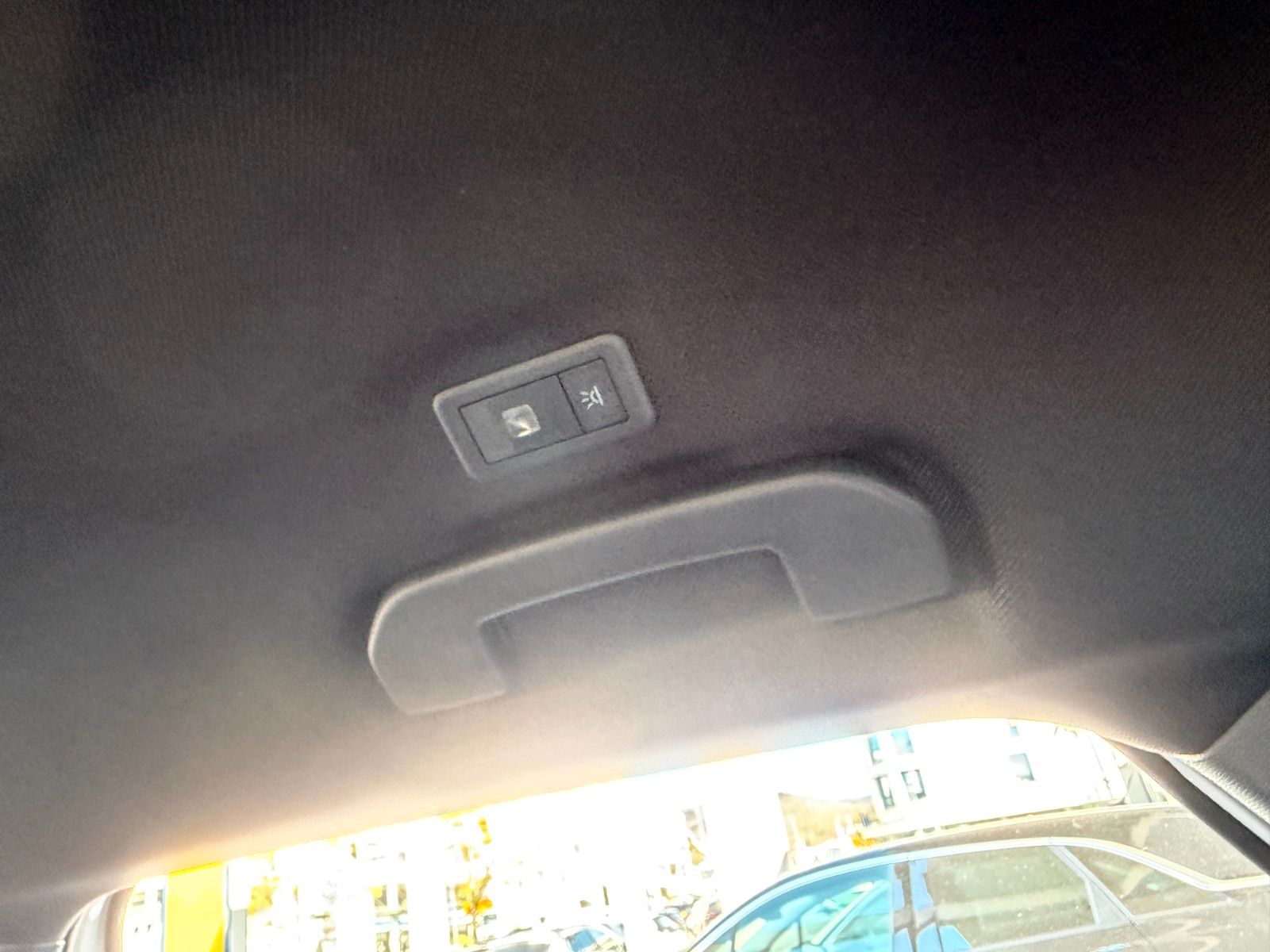 Fahrzeugabbildung Opel Grandland Edition 136PS Hybrid LED/Navi/Kamera!