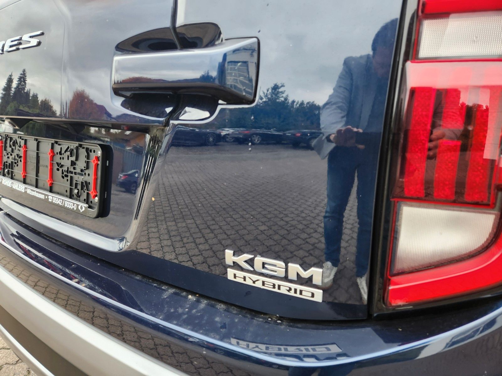 Fahrzeugabbildung KGM Torres Hybrid Essential Automatik 2WD