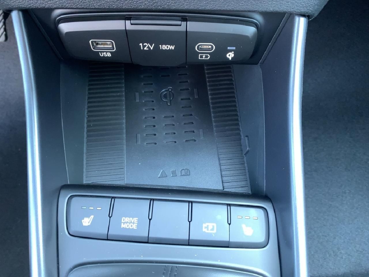 Fahrzeugabbildung Hyundai i20 Trend Komfort Bose POWERLEASING BIS 16.05 *
