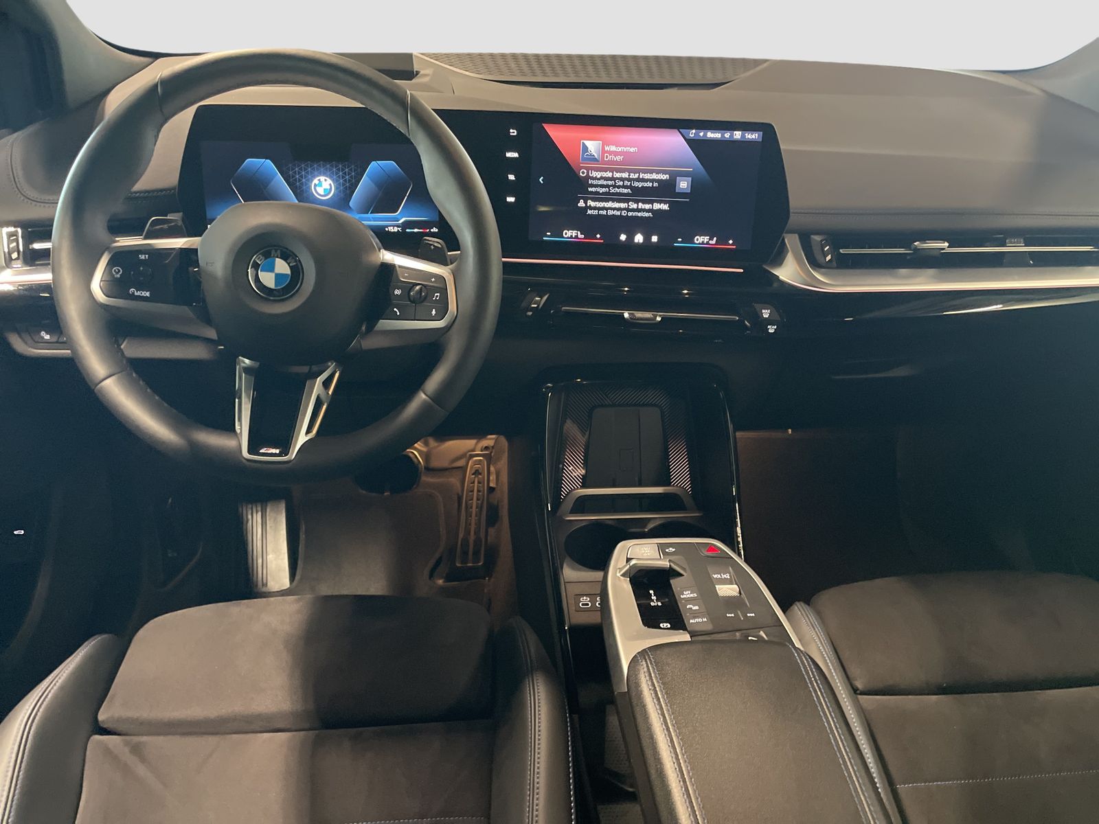 BMW 223 Active Tourer - Bild 11