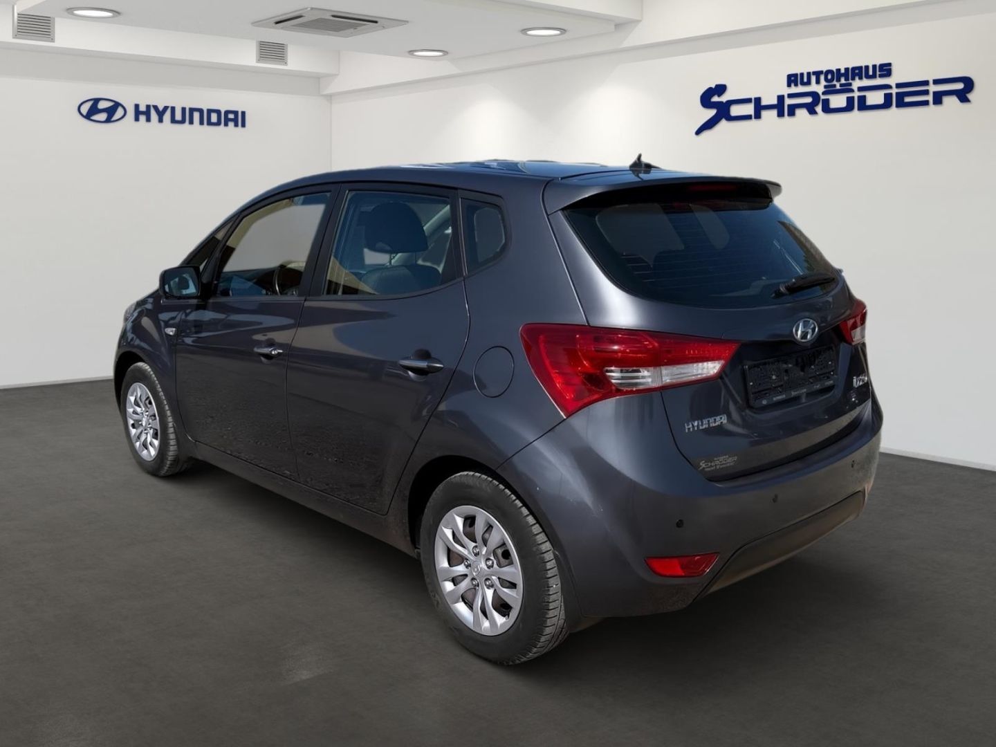 Fahrzeugabbildung Hyundai ix20 Comfort Plus 90 1.4 CRDI ALLWETTER+PDC+KLIM
