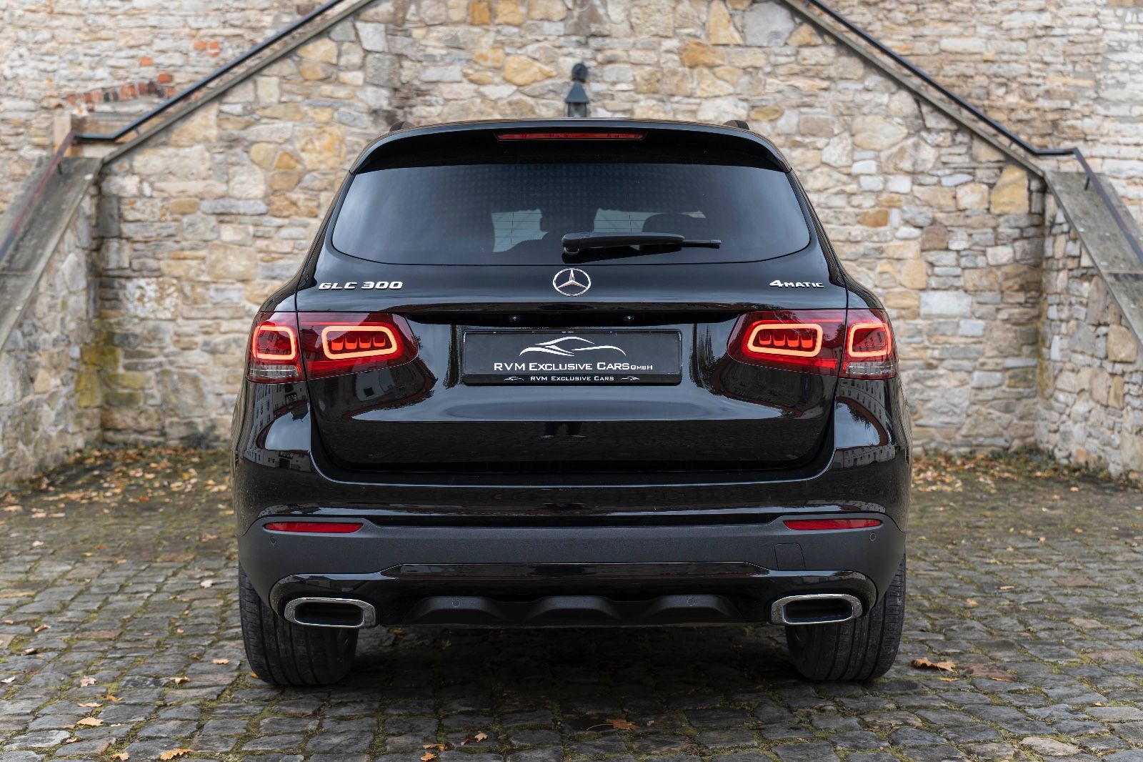 Fahrzeugabbildung Mercedes-Benz GLC 300 4Matic 360° LED TOTW PANO