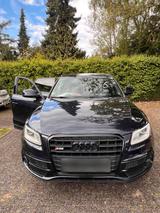 Audi SQ5    3.0 TDİ - Audi SQ5 in Aachen