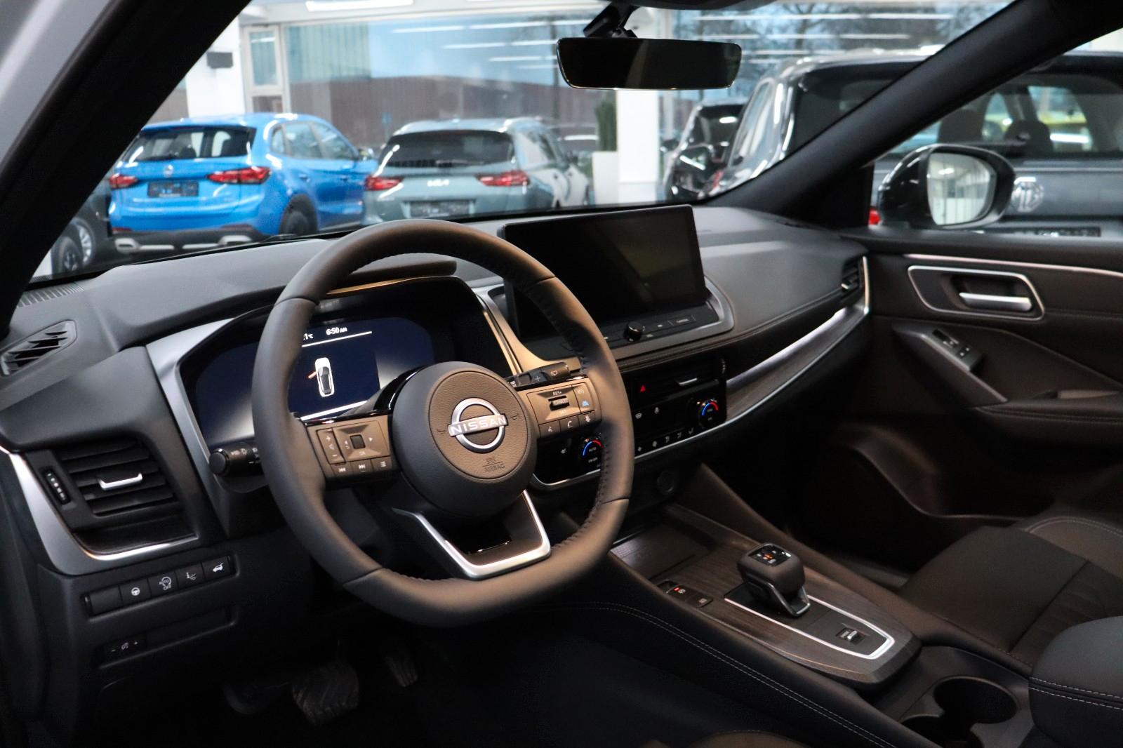 Nissan Qashqai 1.3 Tekna Pano Leder HUD 360° 19" SOFORT, миниатюра 11