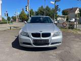 BMW 320 320d*TÜV/AU 08/2027*KLIMA*SCHIEBDACH*PDC* - BMW 320 aus 2006: 320d