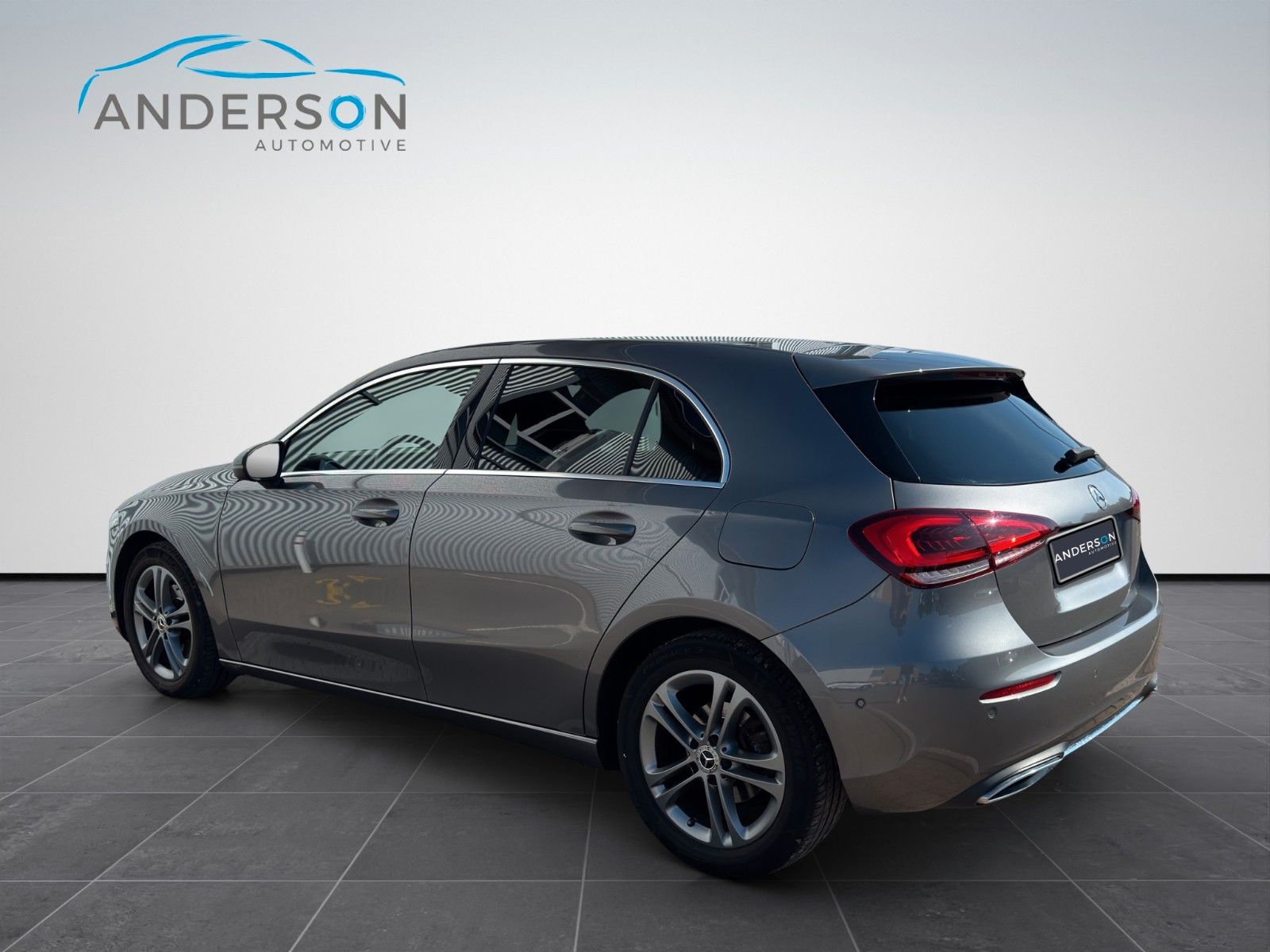 Fahrzeugabbildung Mercedes-Benz A200 SPORT PROGR PANO LED MBUX NAVI TEL LEDER