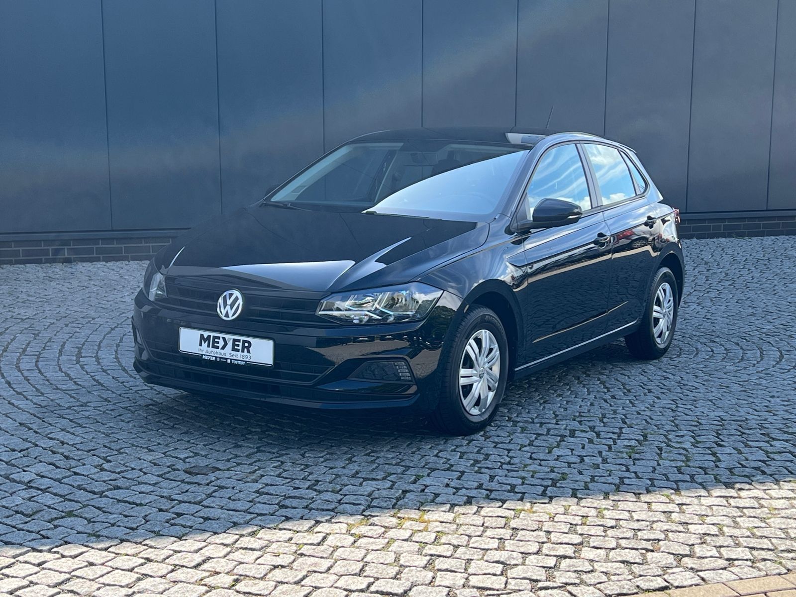 Fahrzeugabbildung Volkswagen Polo Trendline 1.0 BMT *AHK, Cool & Sound, Conne