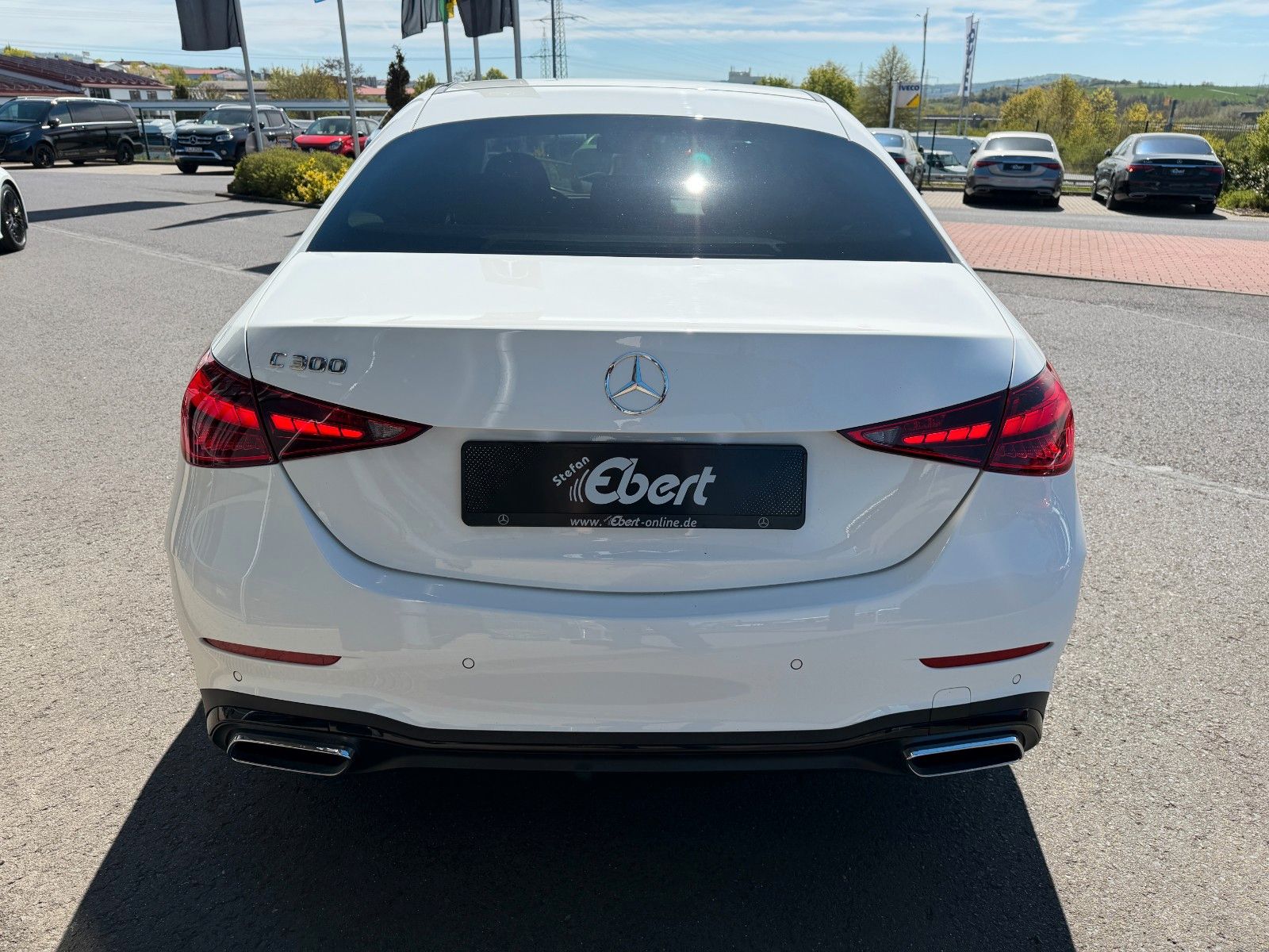 Fahrzeugabbildung Mercedes-Benz C 300 AMG Night+R-Kamera+LED+Ambiente+TOTW+18"